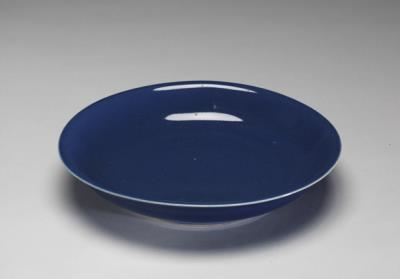 图片[3]-Dish in coblat blue glaze, Ming dynasty, Jiajing reign (1522-1566)-China Archive